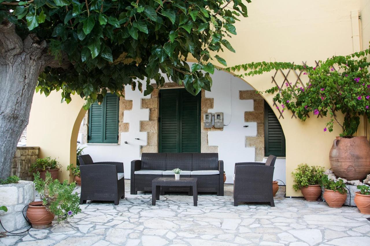 Villa Dimitris Kalamitsi Amygdali Экстерьер фото