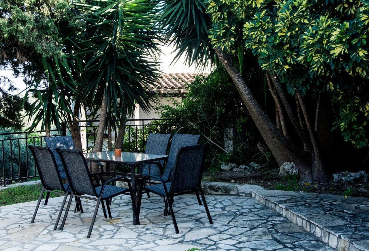 Villa Dimitris Kalamitsi Amygdali Экстерьер фото